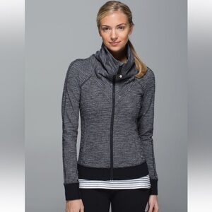Women's Lululemon Be Present Jacket
Coco Pique Black